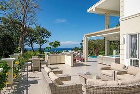 Contemporary 6BR Villa Sea Views Infinity Pool Resort Access