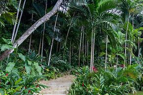 Secluded 3BR Garden Villa Pool Ocean Views