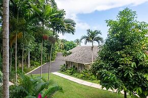 Secluded 3BR Garden Villa Pool Ocean Views
