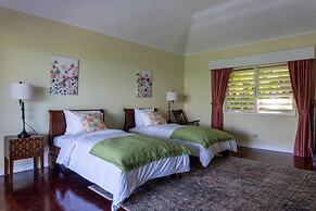 Secluded 3BR Garden Villa Pool Ocean Views