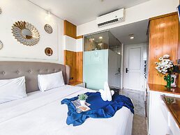 Modern Style Studio At Art Deco Apartment