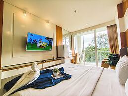 Modern Style Studio At Art Deco Apartment