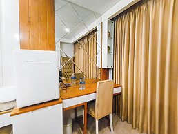 Modern Style Studio At Art Deco Apartment