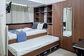 Comfortable And Warm Studio Room At Cisauk Point Apartment