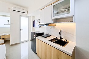 Minimalist Nook Studio At Cisauk Point Apartment