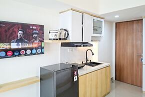 Minimalist Nook Studio At Cisauk Point Apartment