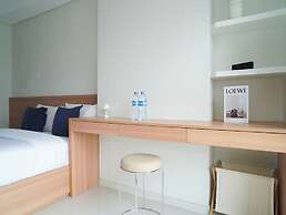 Functional And Restful Studio At Apartment Daan Mogot City