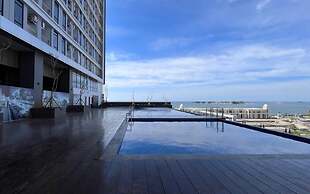 Blue Accent Studio At Delft Ciputra Makassar Apartment