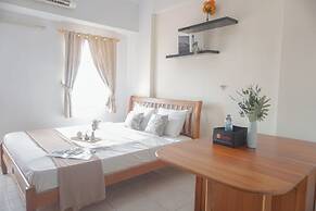 Serene Studio Apartment At Margonda Residence 2