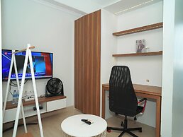 Comfortable And Simple Studio At Menteng Park Apartment
