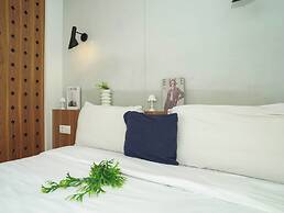 Comfortable And Simple Studio At Menteng Park Apartment