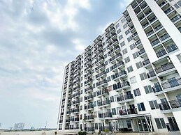 Simple Style Studio At Prima Orchard Apartment