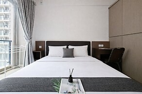 Studio With Simple Style At Sky House Bsd Apartment