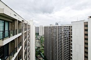 Comfortable Stay In Simple Studio At Apartment Sky House Bsd