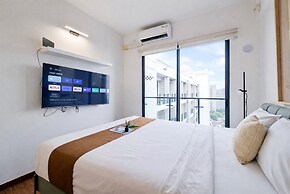 Comfortable Stay In Simple Studio At Apartment Sky House Bsd