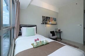 Chic And Cozy Studio Space At Apartment Springlake Summarecon Bekasi