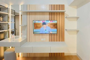 Compact Studio With City View At The Alton Apartment