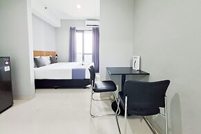 Restful Monochrome Studio At Apartment The Ayoma
