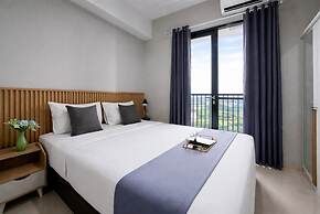 Restful Monochrome Studio At Apartment The Ayoma