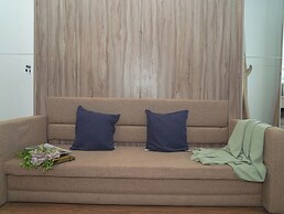Functional Studio With Murphy Bed At Tokyo Riverside Pik 2 Apartment
