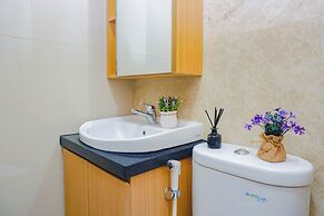 Soft Toned Studio At Transpark Cibubur Apartment