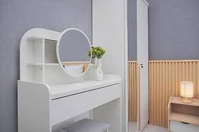 Nice Look Studio Apartment At Vasaka Solterra