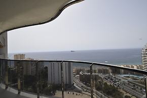 Sunset Waves 22-32 in Benidorm