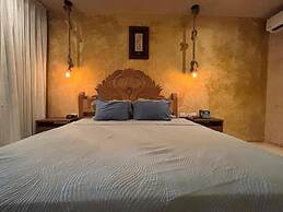 Simple & Luxury