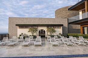 Bluezone Club Residences