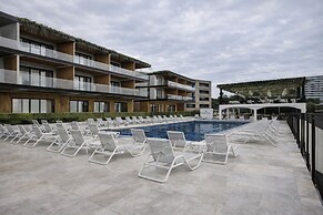 Bluezone Club Residences