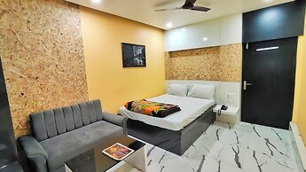 Hotel Jay Deluxe