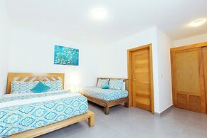 BRISAS TROPICAL playa LOS CORALES