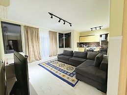 Maira Apartment