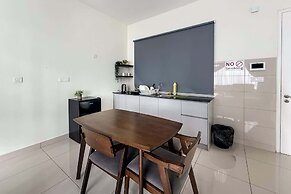 Modern Duplex, 5min Drive to Jonker St