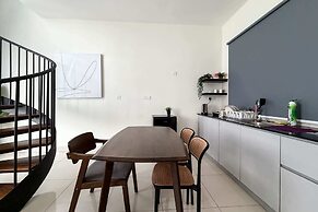 Spacious Duplex Stay, Pool, Melaka City