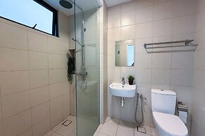 Spacious Duplex Stay, Pool, Melaka City