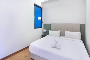 Modern 2BR Stay, Pool, Near Jonker St Melaka