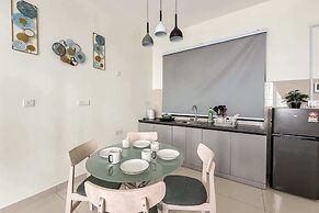 Modern Duplex Stay Near Jonker St