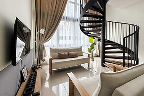 Modern Duplex Stay Near Jonker St