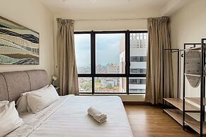 Modern Duplex Stay Near Jonker St