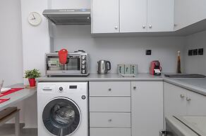 Milva Apartments