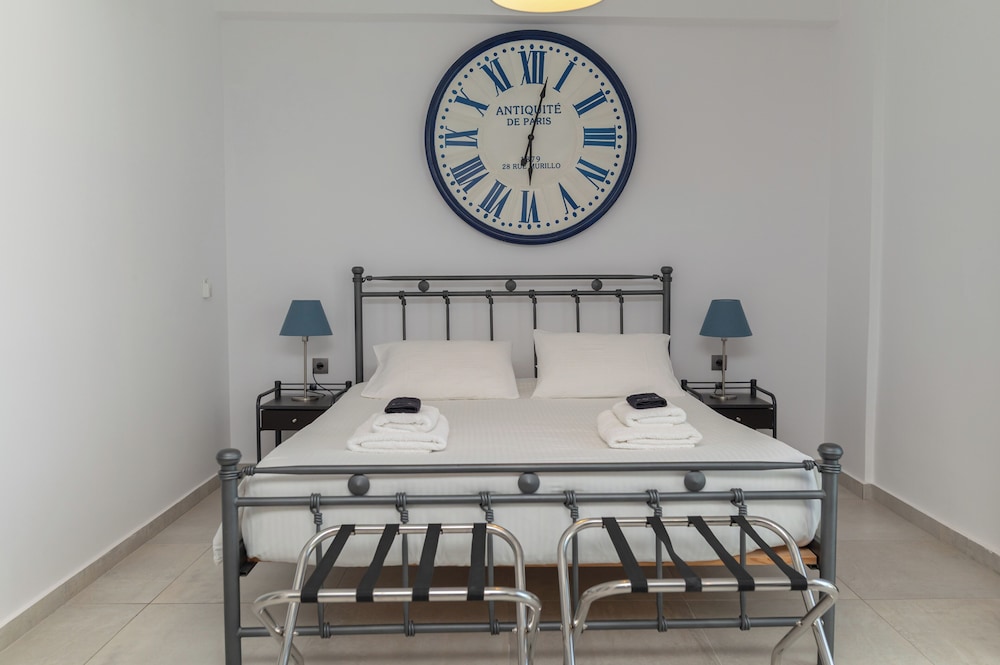 Milva Apartments
