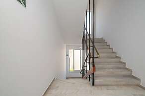 Milva Apartments