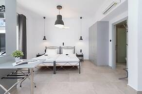 Milva Apartments