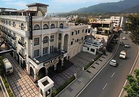 Saltstayz Autograph - Rishikesh Near Triveni Ghat