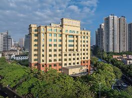 Mehood Lestie Hotel