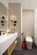 Mehood Lestie Hotel