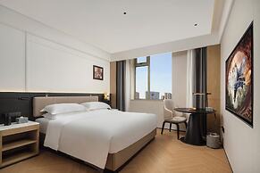 Mehood Lestie Hotel