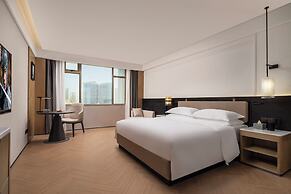 Mehood Lestie Hotel