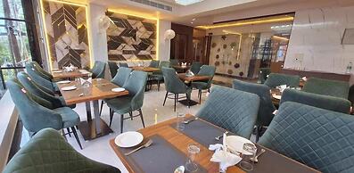 Hotel Bhagwati Grand
